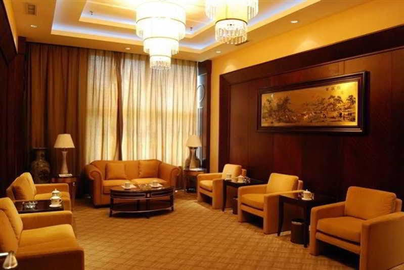 Qingdao Garden Hotel Exteriör bild
